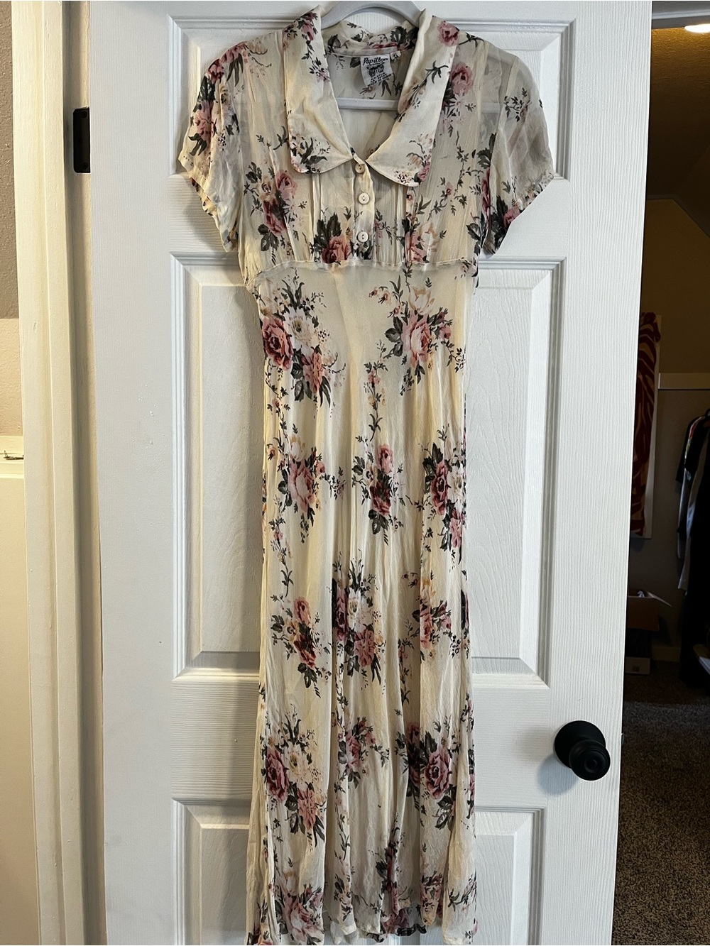 Papillon Blanc Cream Maxi Dress with Pink Rose Print
